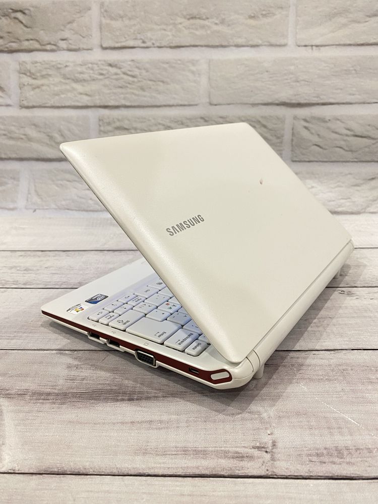 Нетбук Samsung N150 10.1’’ Atom N450 2GB ОЗУ/ 160GB HDD (r1374)