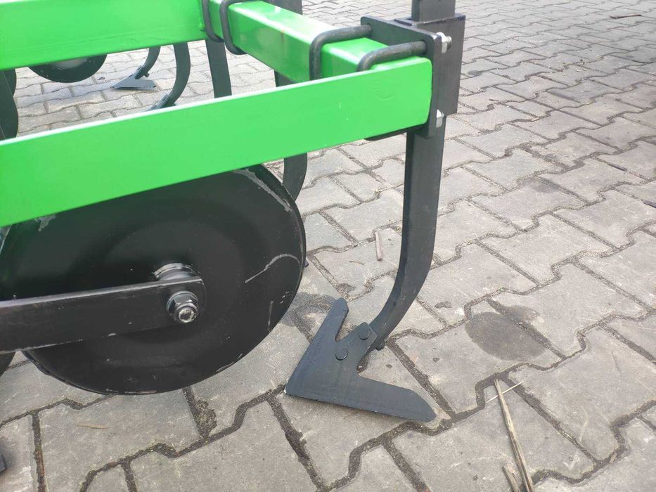 Культиватор суцільного обробітку Бомет Bomet стріла пружини долар