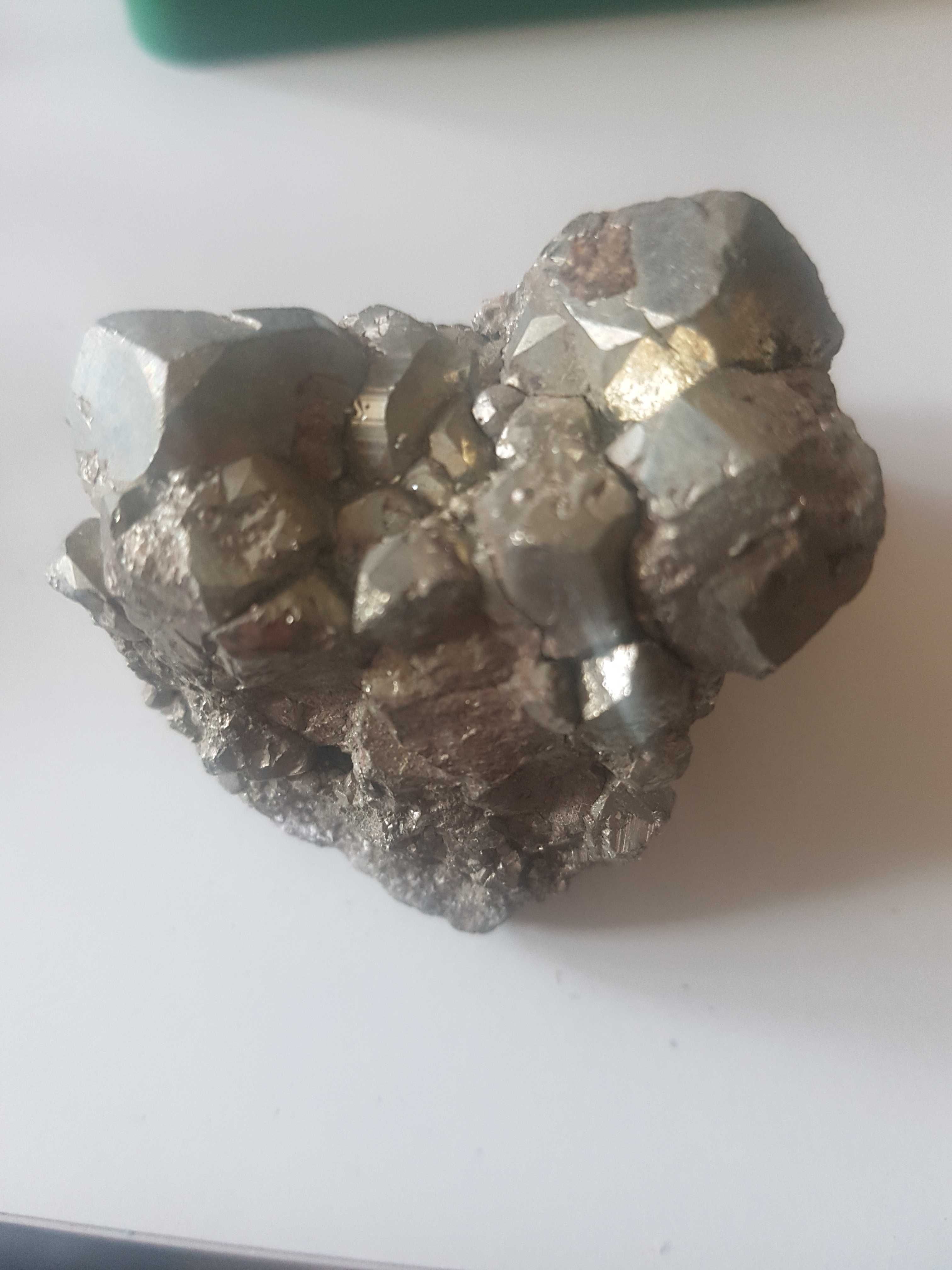 Piryt Mineral+Kwarc Rozowy