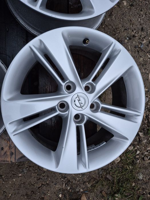 Alufelgi felgi Opel Astra Insignia Zafira 17"  5x115