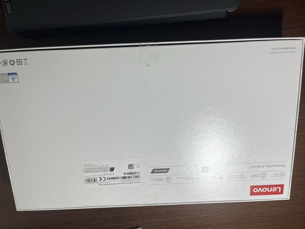 Tablet Lenovo P12 com pen e teclado