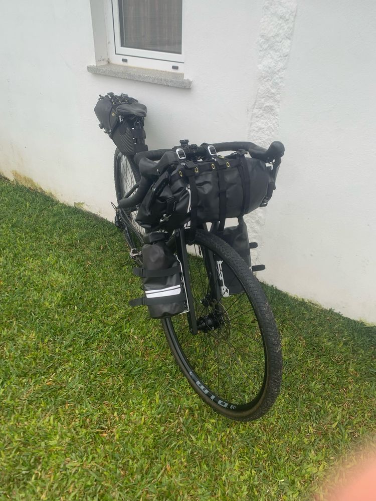 Bicicleta focus atlas gravel