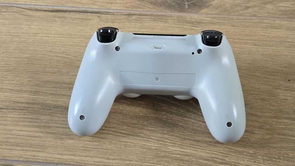 Oryginalny pad PS4 biały