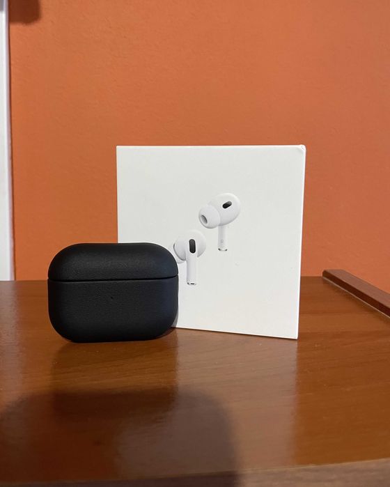 Apple AirPods Pro 2 (Gen 2)
