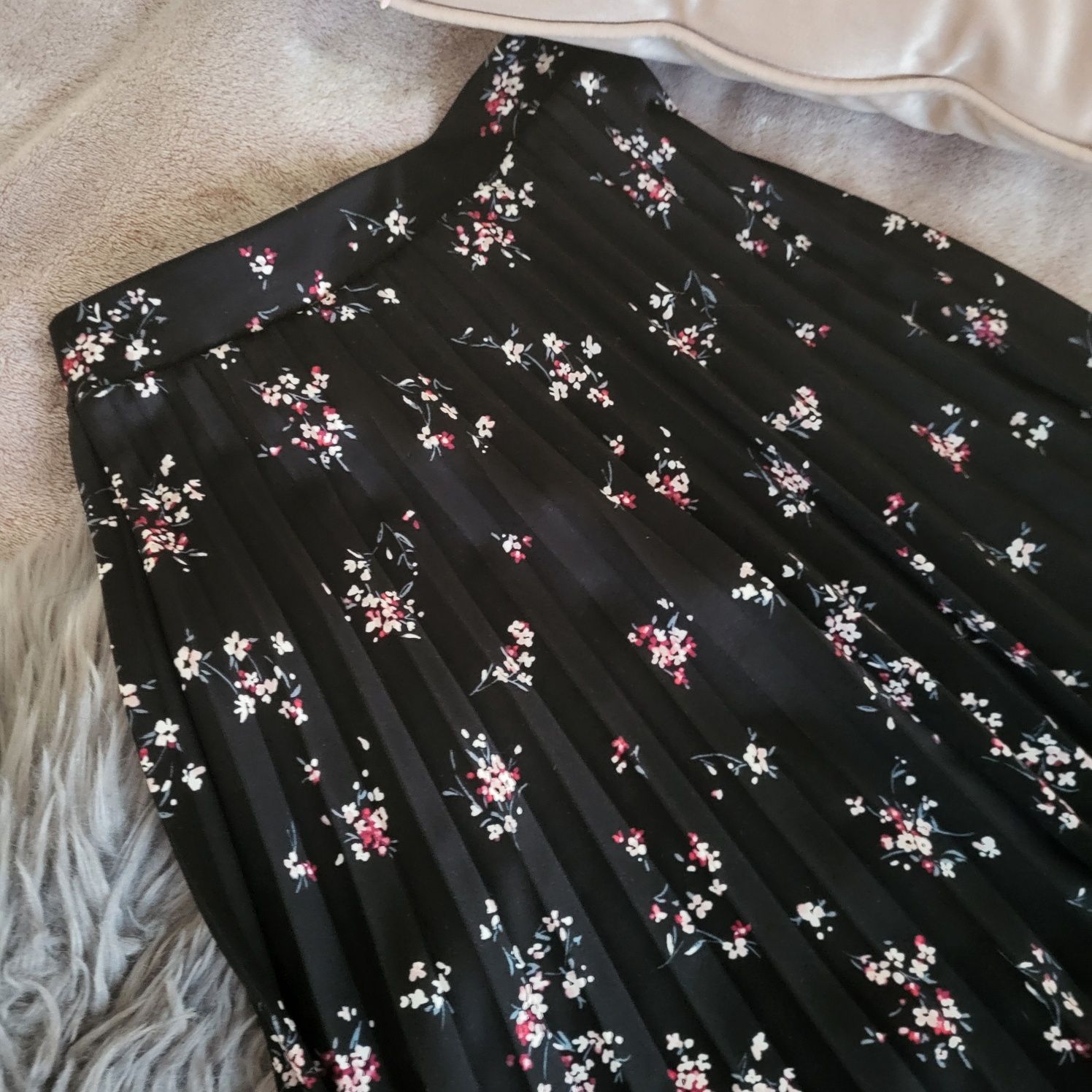 Spódnica plisowana Reserved w kwiaty