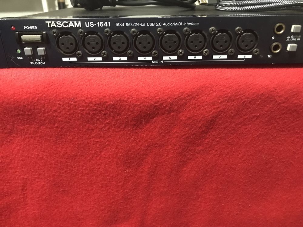 Tascam US-1641 interface
