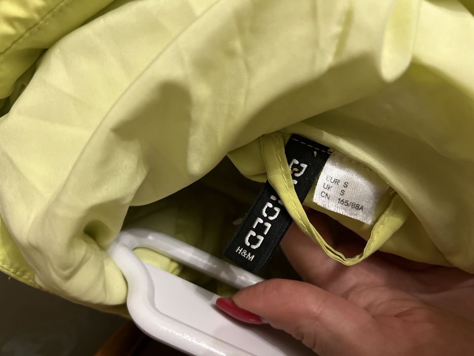 Продам стильні теплі куртки курточки пуффер Zara и H&M