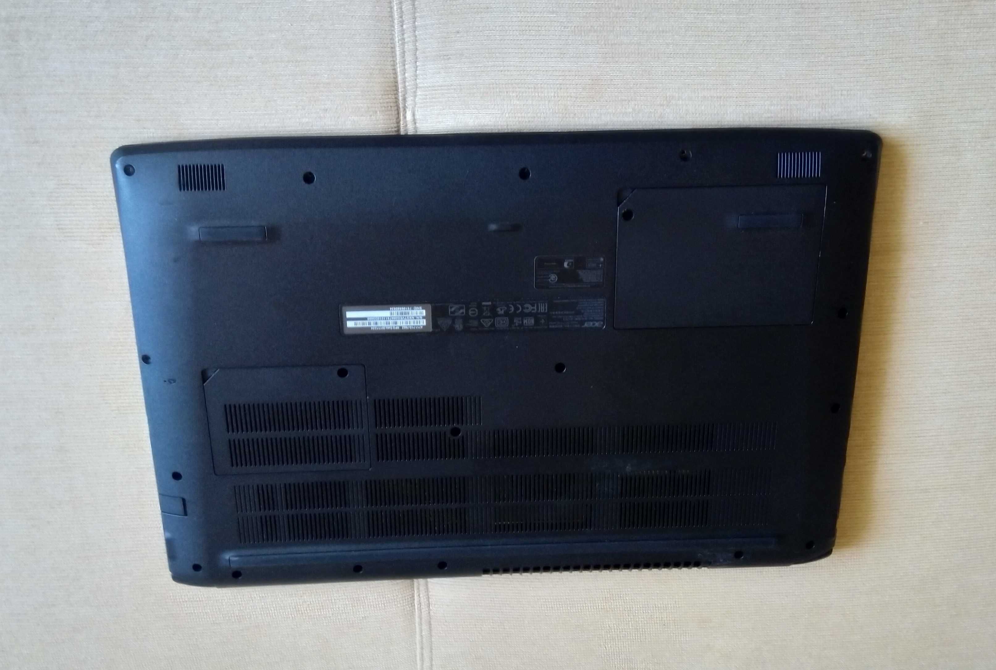 ACER Aspire 5 A517-51G 17,3" FHD/ i3-8130U/8GB RAM/SSD256GB/MX130+UHD