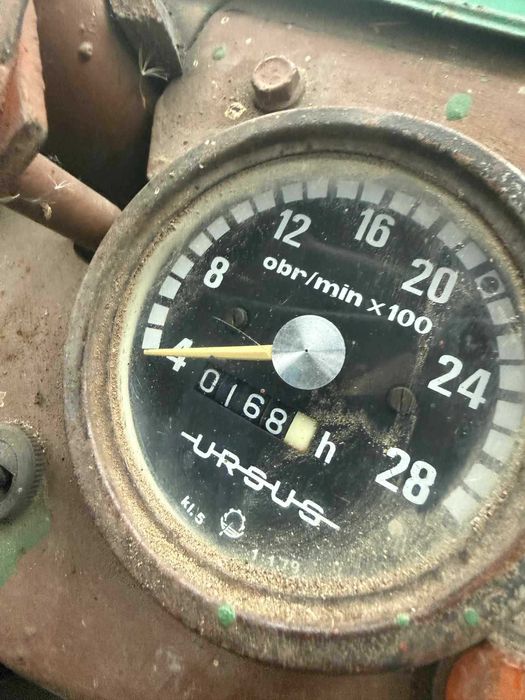 Ciągnik Ursus C-330