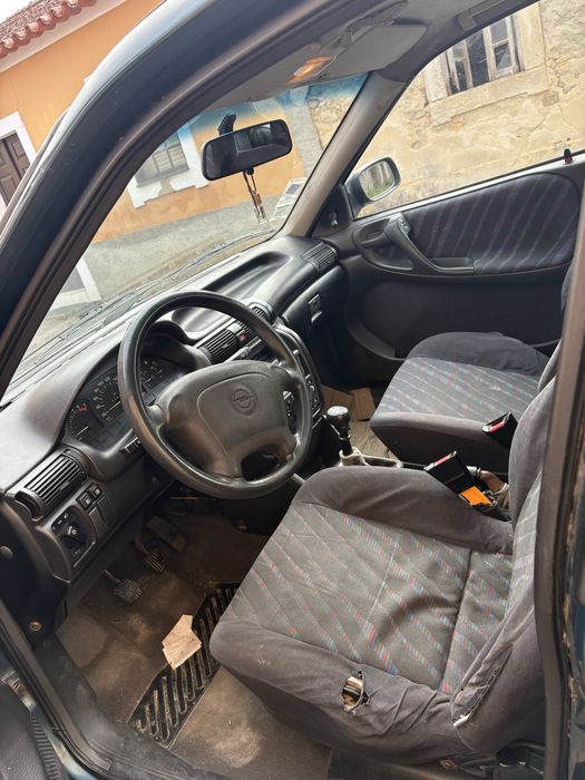 Opel astra f carinha disposto a negociar