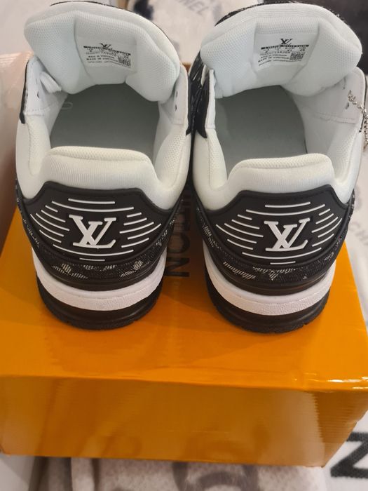 Кросівки Louis Vuitton Trainer Sneaker White Black Кроссовки Луи Витон
