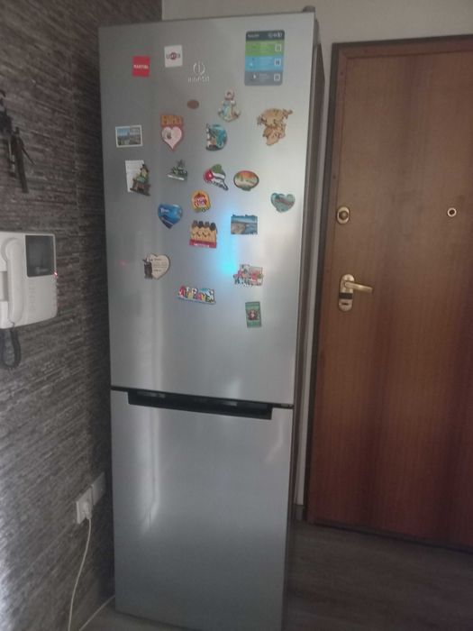 Frigorífico em inox