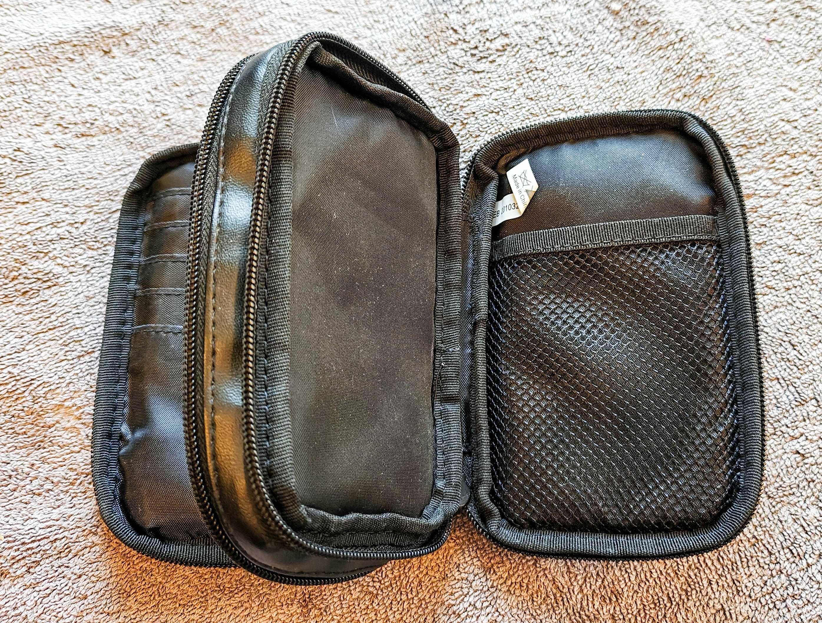 Sprzedam uniwersalne etui "Hama"