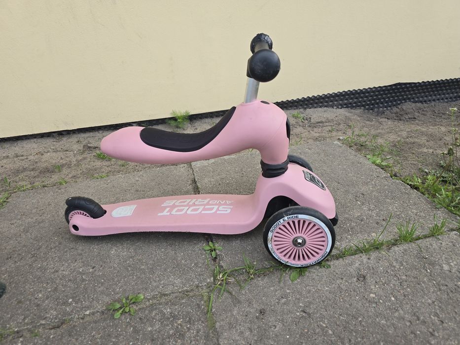 Hulajnoga różowa Scoot and ride oryginalna używana