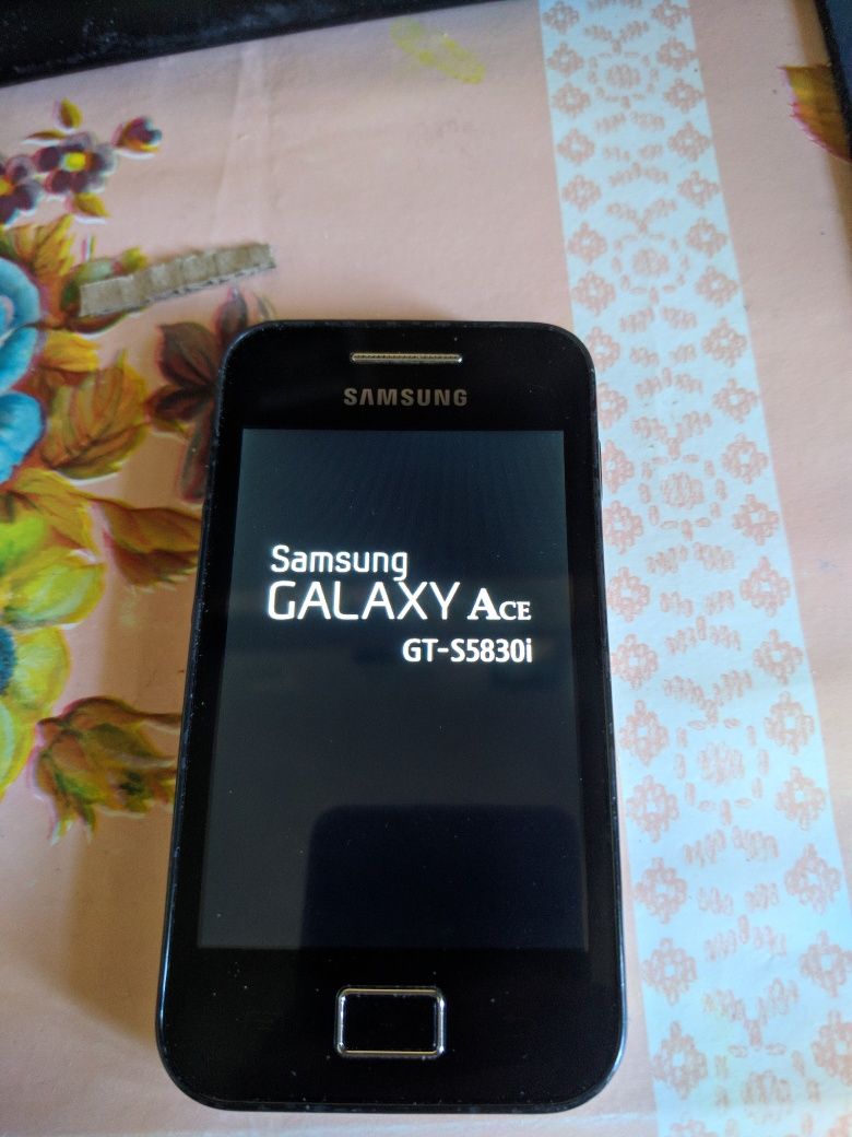 Samsung Galaxy Ice S5830i 3G GPS FM Bluetooth