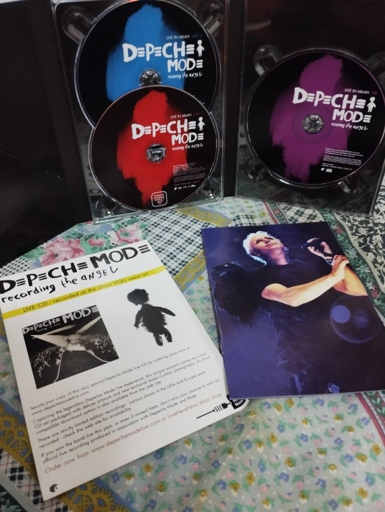 Depeche Mode (DVD+CD) Touring The Angel