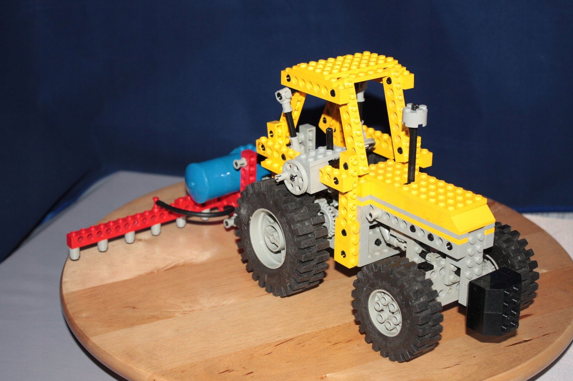 Lego Technic 8849 Traktor