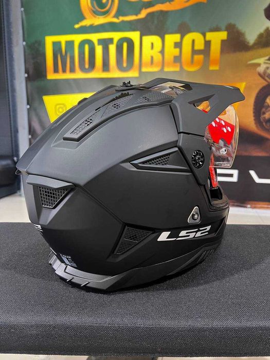Мотошолом LS2 MX702 Pioneer 2 Matt Black