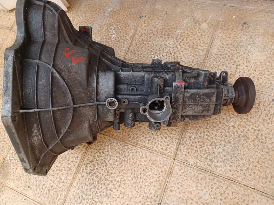 Caixa 5velocidades Ford transit 2500c3