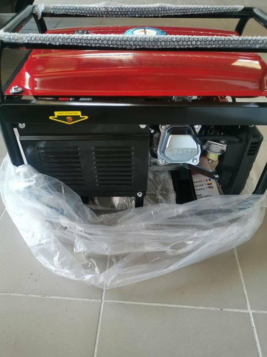 Генератор 3.5 квт. бензин