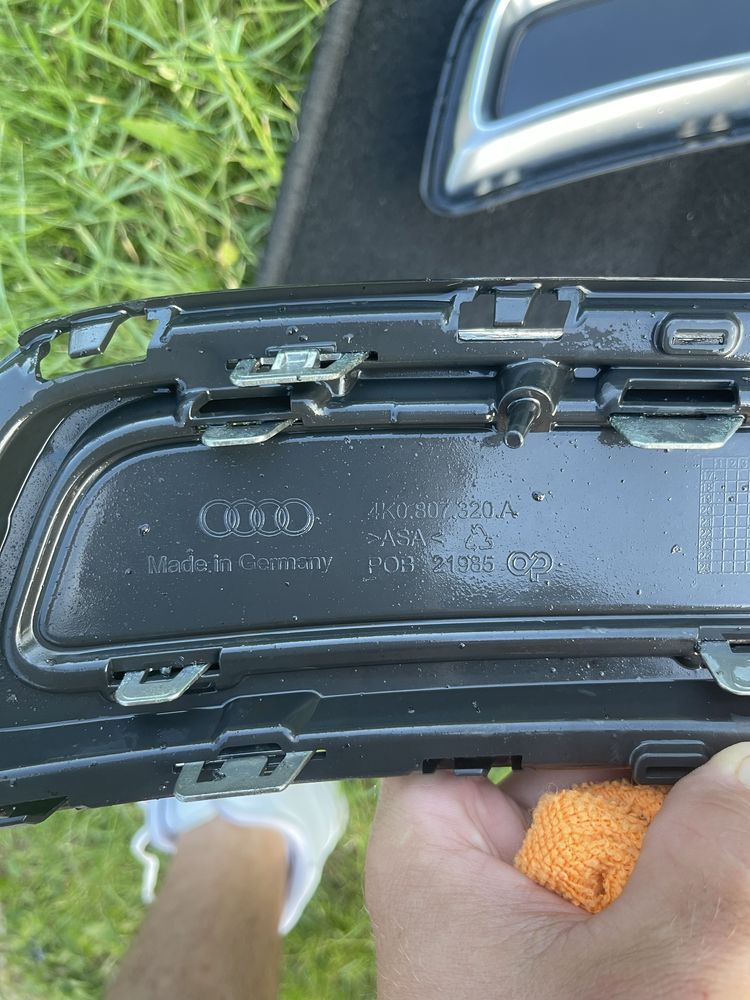 Zaślepka lewa prawa wydechu kratki dyfuzora audi a6 c8 sedan 2019r