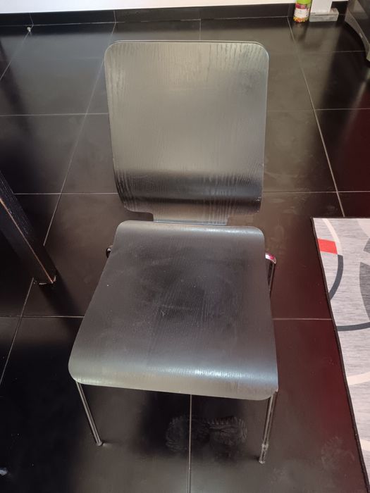 Mesa extensível de 6 a 12 pessoas com 8 cadeiras