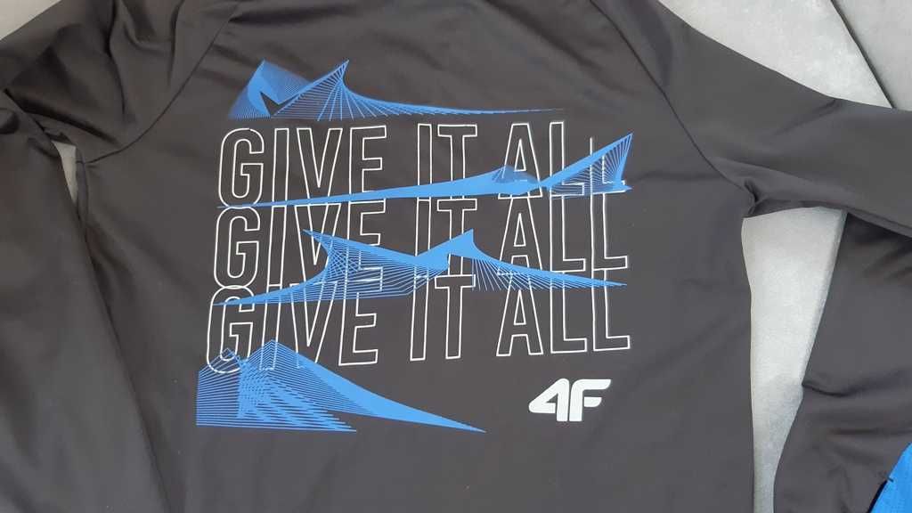 Bluza dresowa 4F - "Give it All"