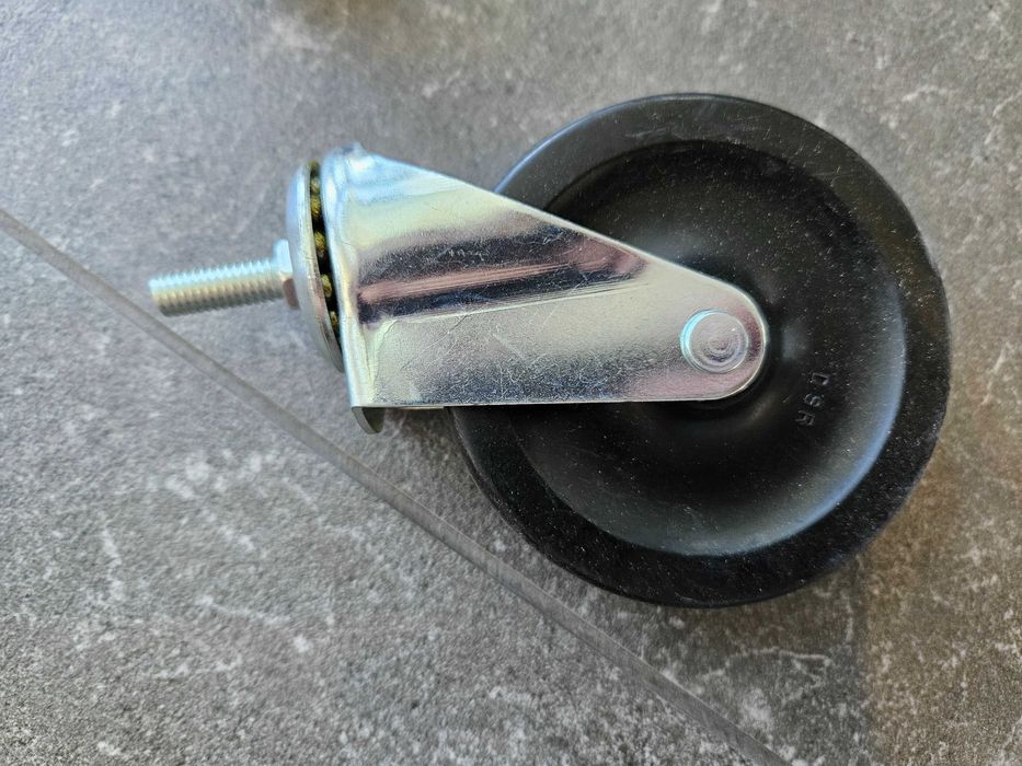 Ролик/колесо поворотне 10 см резинове нове для ящиків /меблів
