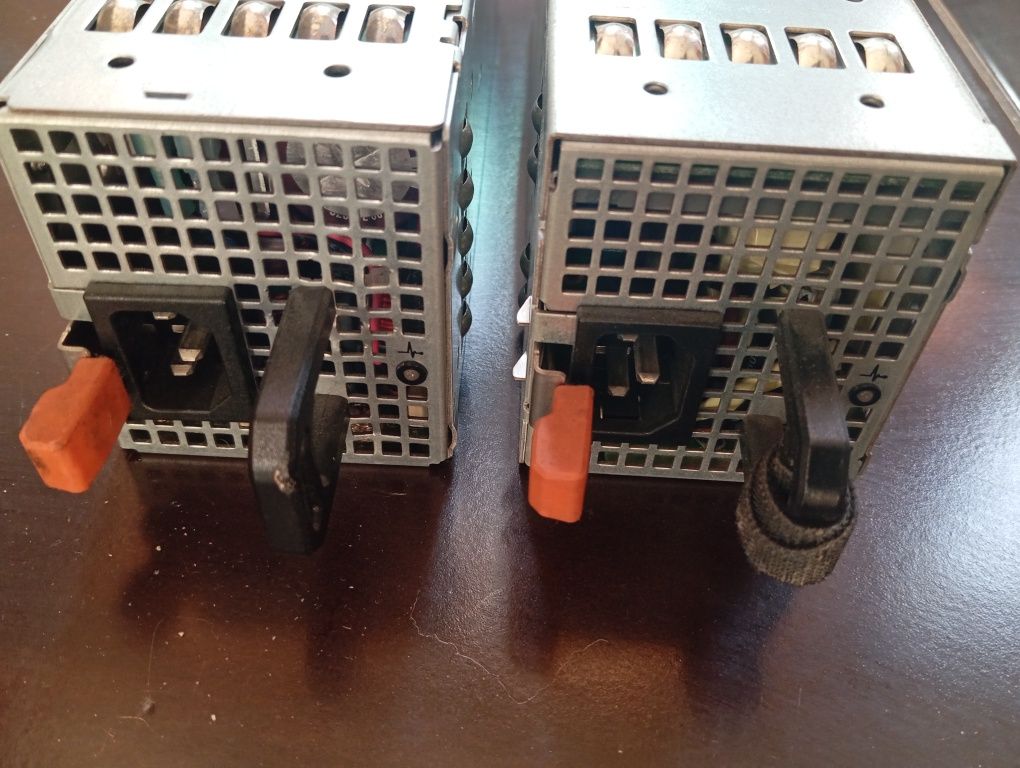Блок питания Dell Power Supply 870W (R710/T610)