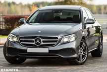 Mercedes-Benz Klasa E Mercedes-Benz klasa E W 220 D z 2016 roku. Bogate wyposażenie.