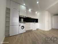 Apartamento T3 proximo à estação Metro de Odivelas