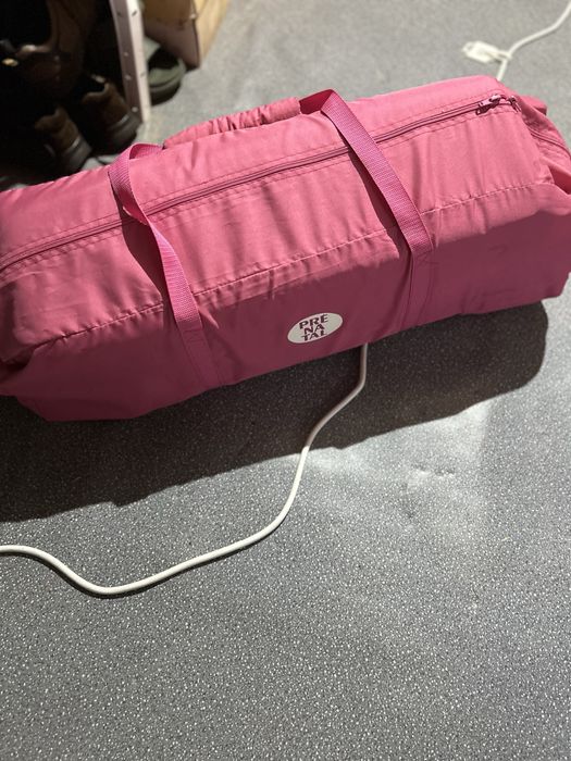 Cama de viagem para crianca