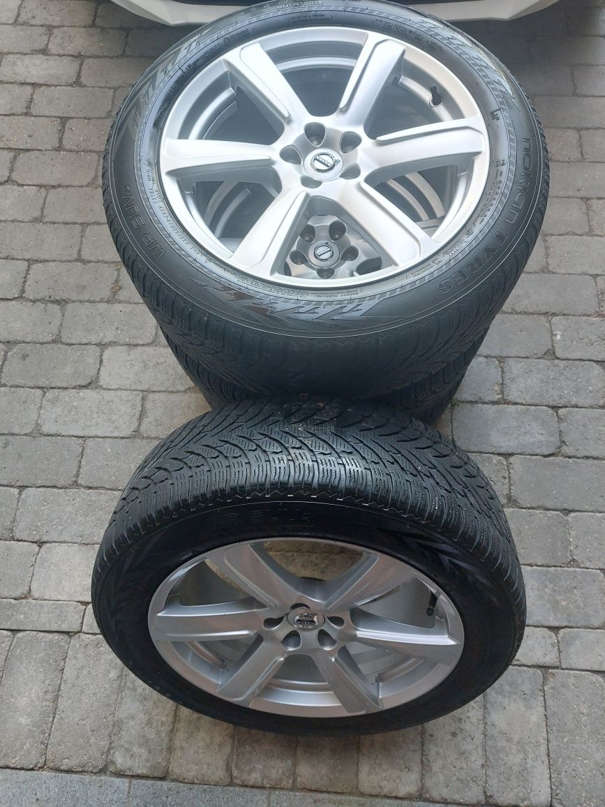 Felgi koła volvo jak nowe 19" 5x108
XC90,XC60,XC40,V40,V60,V70,V90