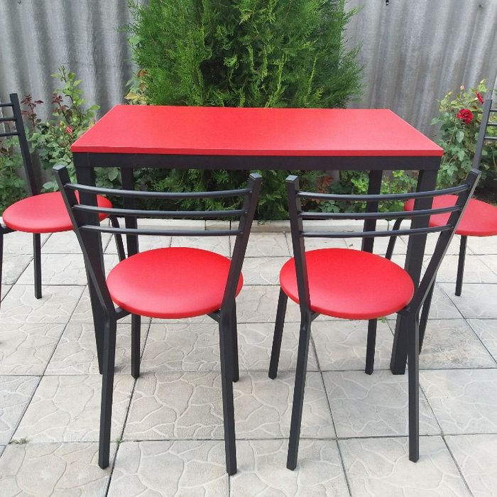 Комплект стіл та 4 стільця, обідня група, для кухні, для кафе