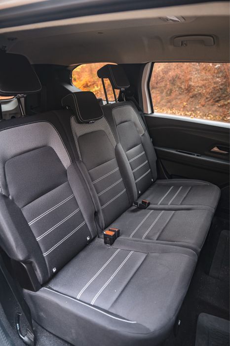 wynajem wypożyczenie samochodu wypożyczalnia samochodów 7 os auta aut