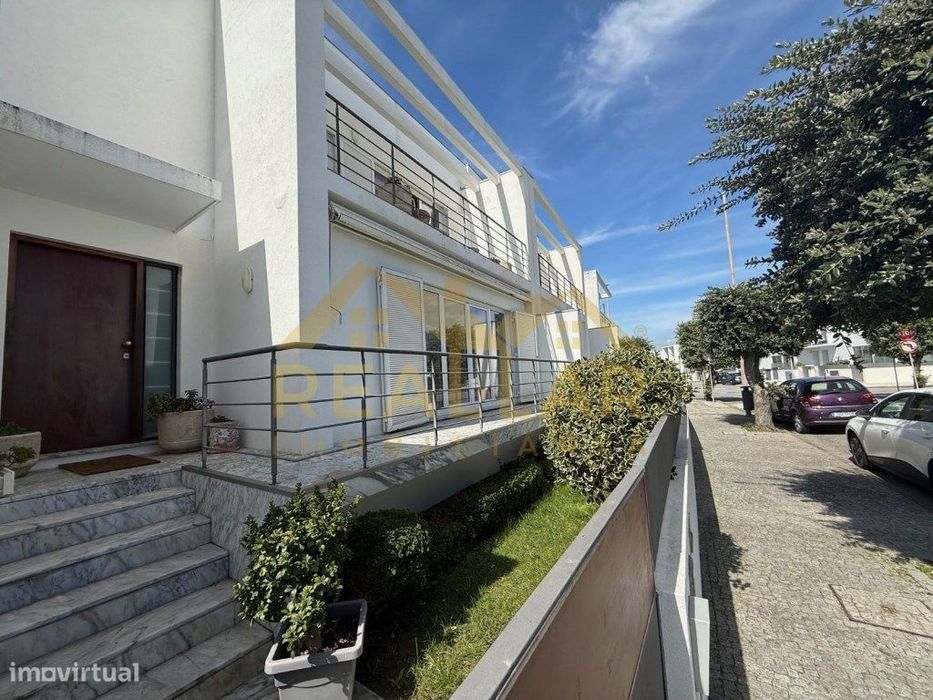 Moradia T3 Em Zona Premium- Vila Do Conde