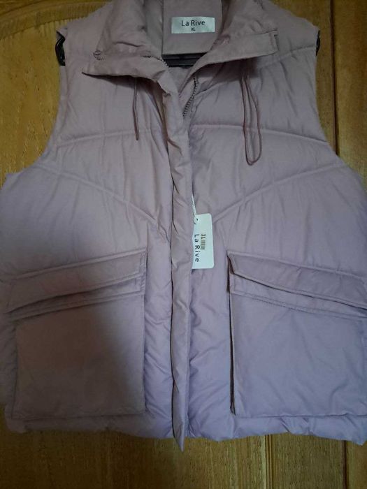 жіночий жилет ,верхня одежа