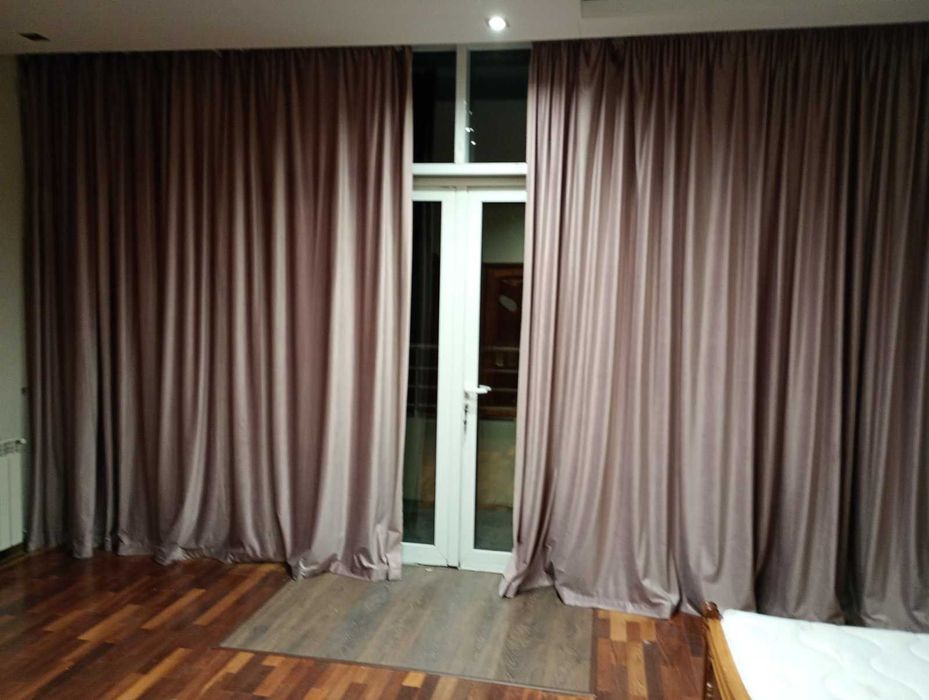 Оренда. вул. Сахарова, 80-А Новобуд Ближній центр Трирівнева. Паркінг!