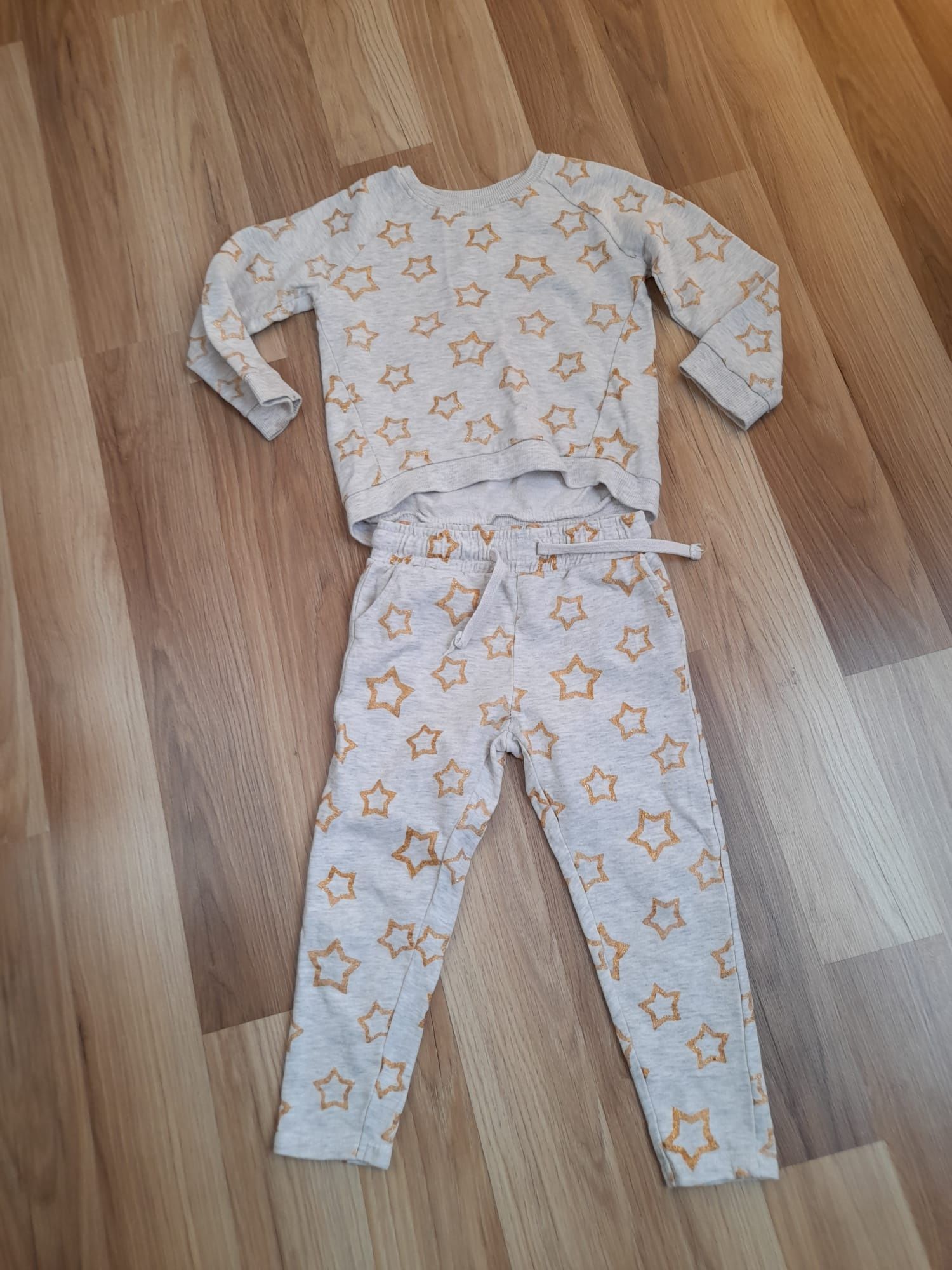 Dres dla dziewczynki