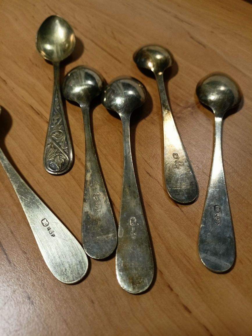 6 łyżeczek  ,zloconych,stare,radzieckie