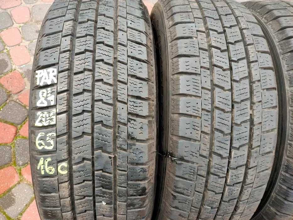 Opony zimowe 2szt. Goodyear Cargo Ultra Grip 205/65/16 C par 84