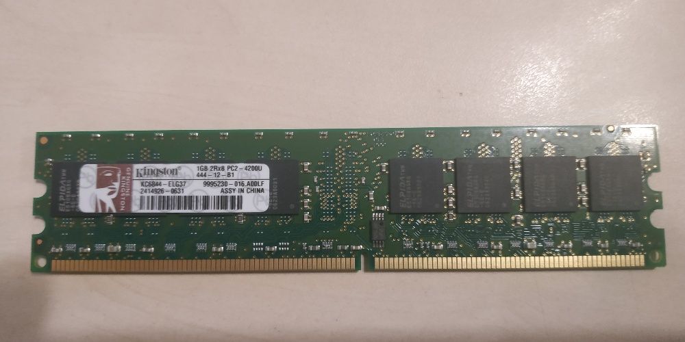 Модуль памяти Kingston DDR2 1GB 533MHz (KC6844-ELG37)