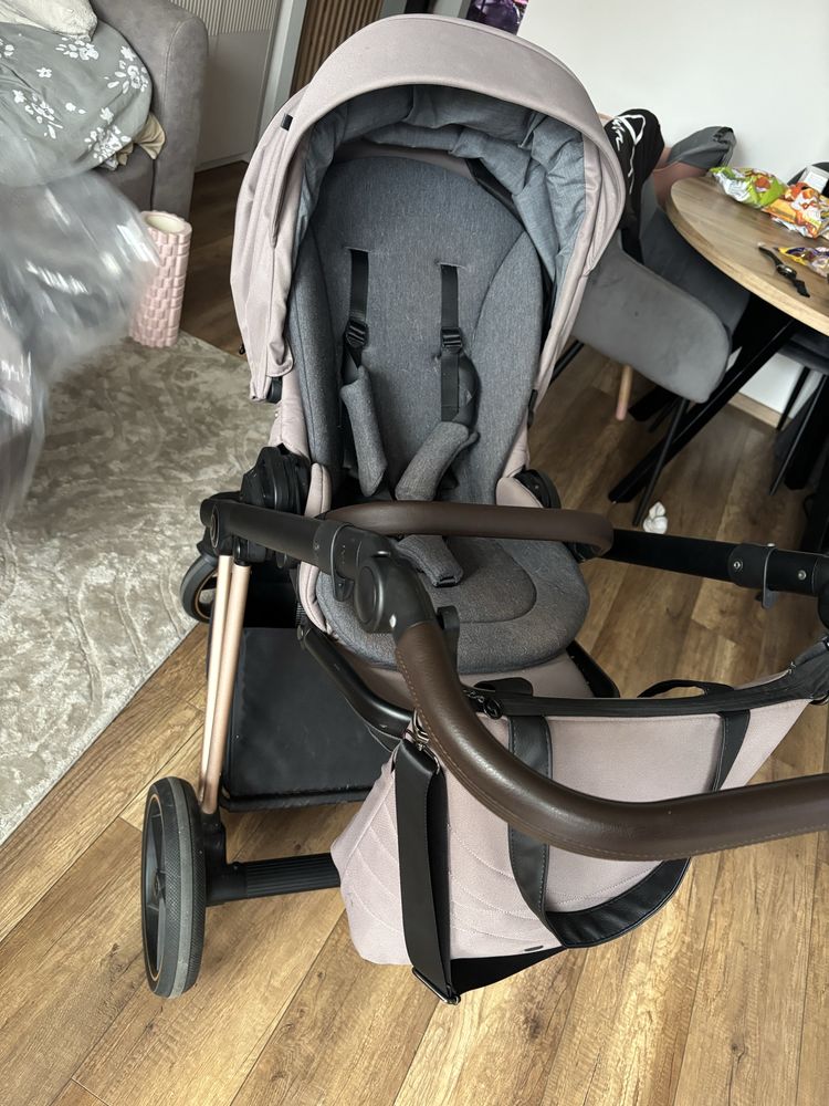Wózek 3w1 Roan Ivi 2.0