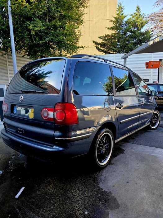 Vw sharan 1.9tdi 130cv de 2004 com 239788reais.
