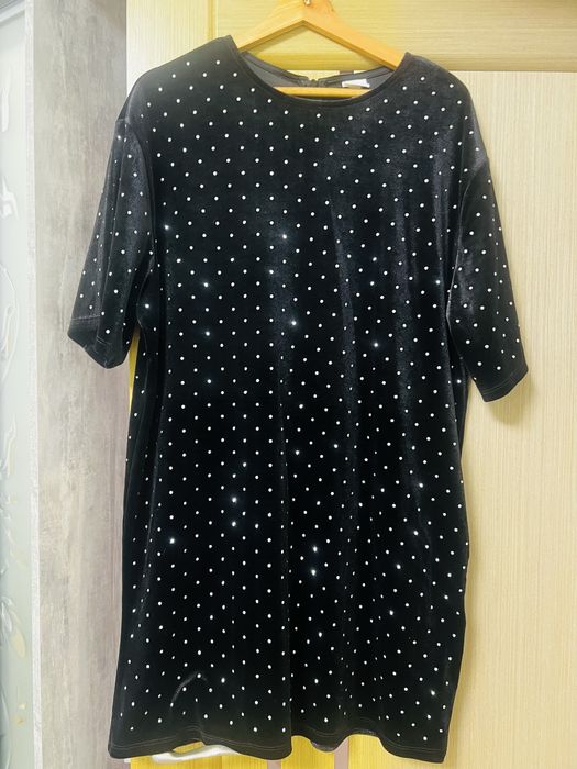 Сукня святкова розмір Л