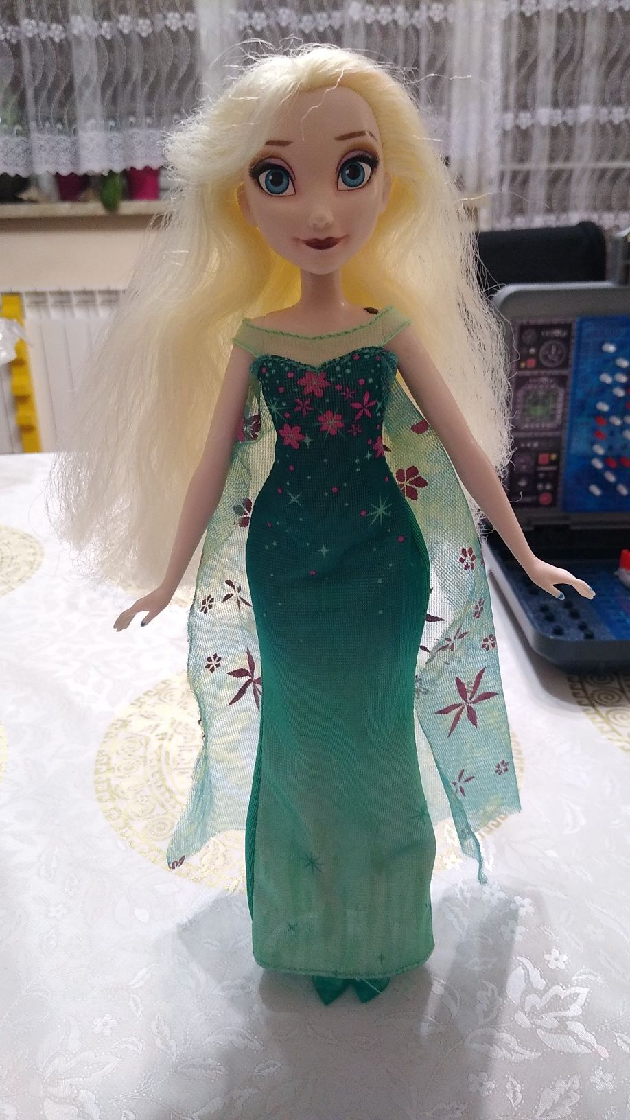 Disney Frozen Classic Frozen Fever Fashion Elsa