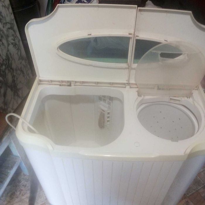 Стиральна машинка