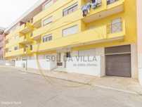 Apartamento T3 com logradouro - Palmela - 310.000€