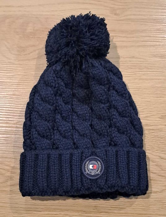 Ciepła Zimowa Granatowa Czapka Tommy Hilfiger unisex z Pomponem
