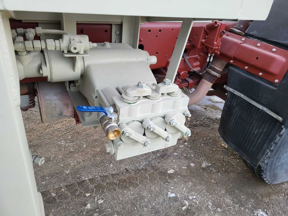 Wiertnica WIRTH , model: B1A/B2A, rok 1991, na samochodzie